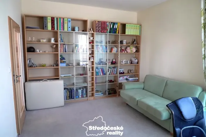 Pronájem bytu 4+kk, Praha - Suchdol, Holubí, 234 m2