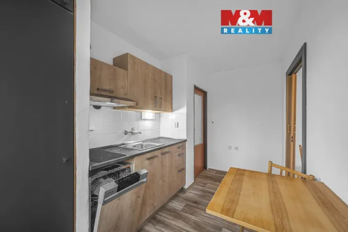 Pronájem bytu 1+1, Náchod, Raisova, 32 m2