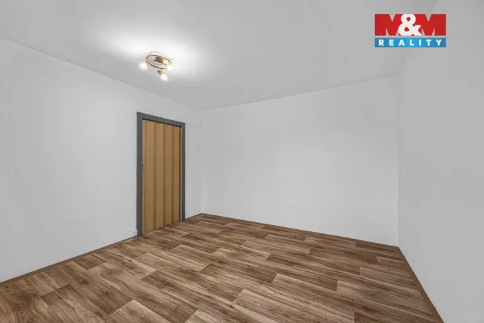 Pronájem bytu 1+1, Náchod, Raisova, 32 m2