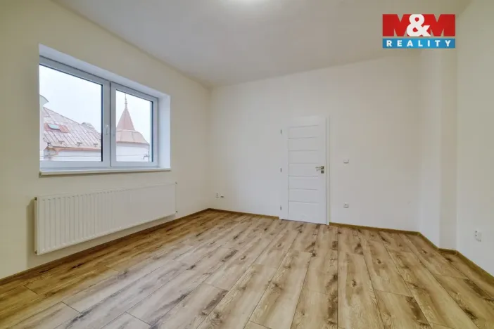 Prodej činžovního domu, Luby, Revoluční, 218 m2