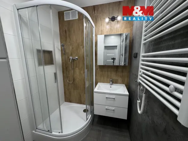 Pronájem bytu 2+1, Doksy, Pražská, 62 m2