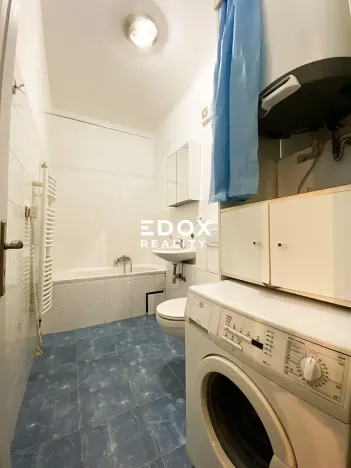 Prodej bytu 2+kk, Praha - Smíchov, U Santošky, 39 m2