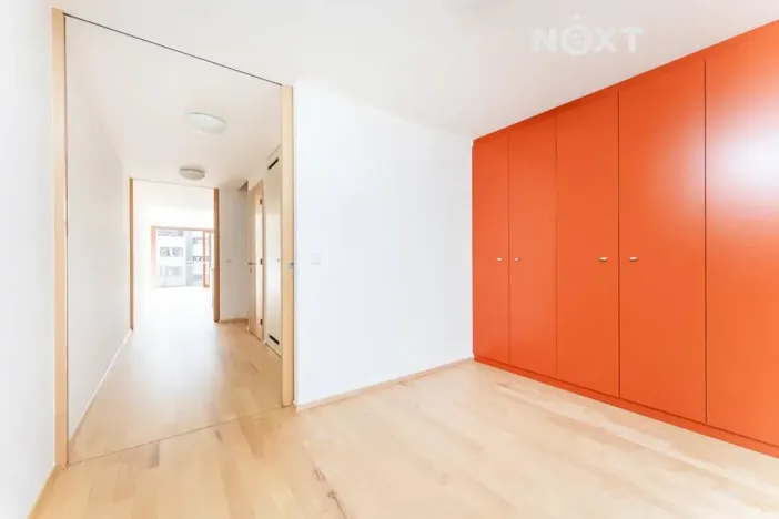 Pronájem bytu 3+kk, Praha - Vysočany, Podnádražní, 100 m2