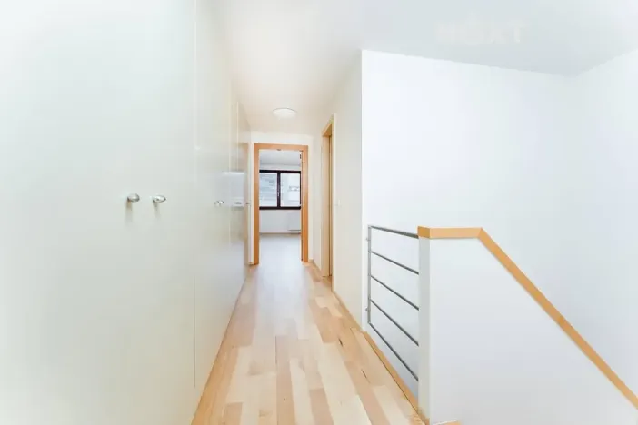 Pronájem bytu 3+kk, Praha - Vysočany, Podnádražní, 100 m2