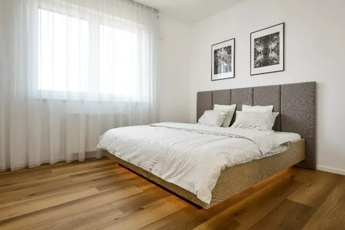Pronájem bytu 2+kk, Praha - Horní Měcholupy, Milánská, 59 m2