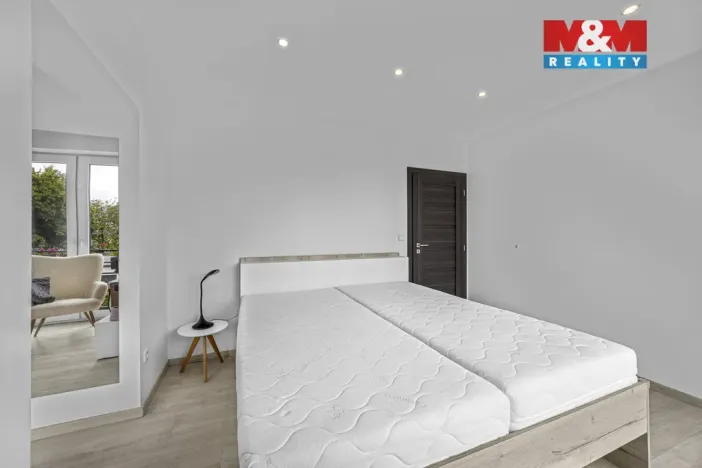 Prodej bytu 4+1, Náchod, Krátká, 97 m2