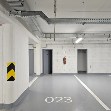 Pronájem garážového stání, Praha - Háje, Výstavní, 22 m2