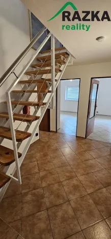 Pronájem bytu 3+1, Studánka, 102 m2