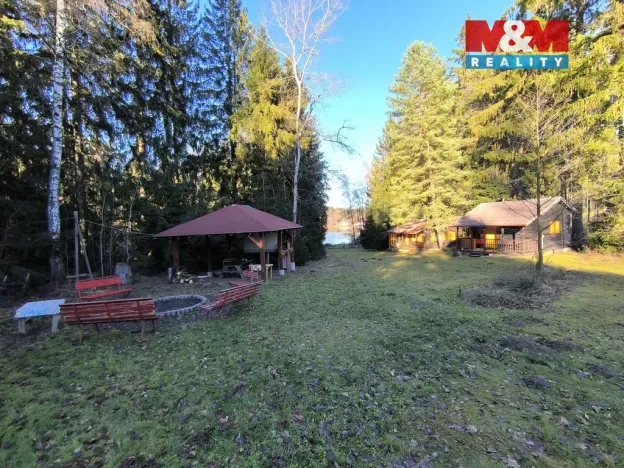 Prodej chaty, Pojbuky, 777 m2