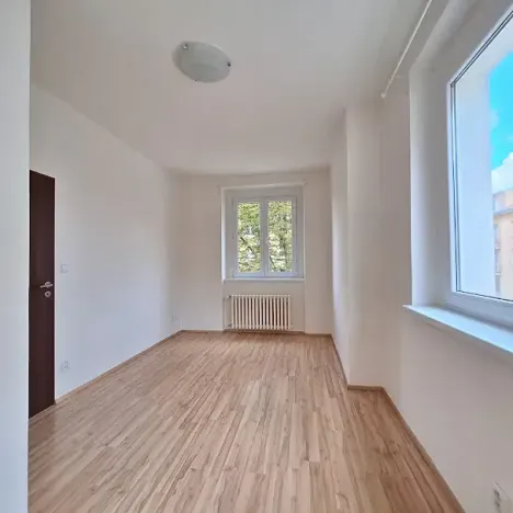 Pronájem bytu 2+kk, Praha - Strašnice, Černokostelecká, 47 m2