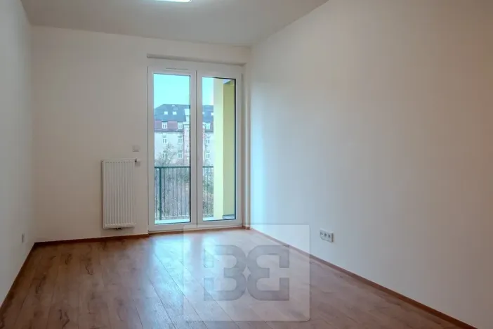 Pronájem bytu 2+kk, Liberec, Tovární, 66 m2