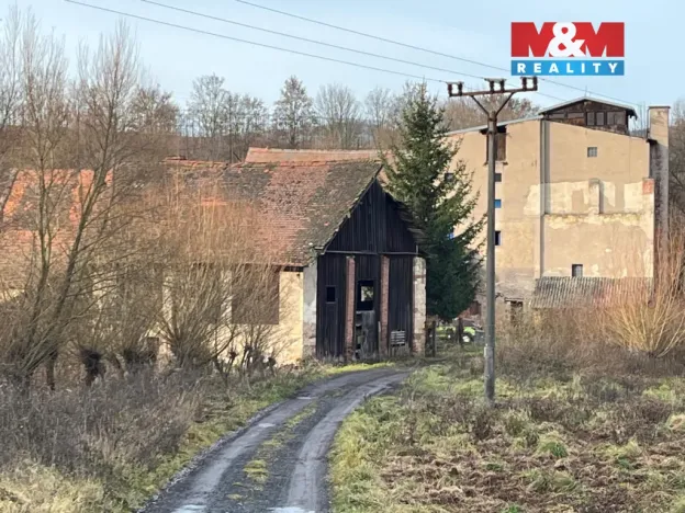 Prodej zemědělské usedlosti, Pnětluky, 181 m2