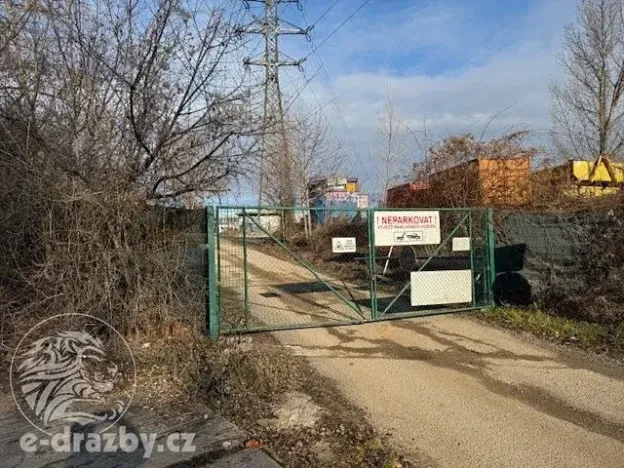 Dražba pozemku, Brno, 4416 m2