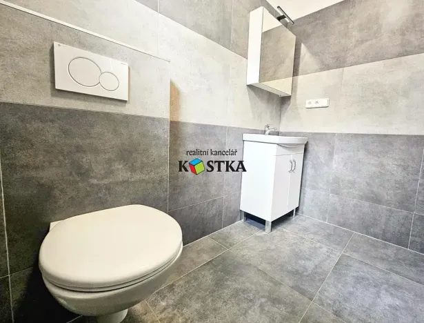 Pronájem kanceláře, Nový Jičín, Revoluční, 47 m2