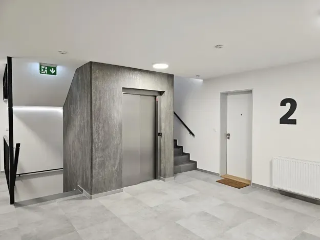 Pronájem bytu 1+kk, Jablonec nad Nisou, Krkonošská, 62 m2