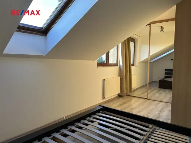 Pronájem rodinného domu, Praha - Újezd nad Lesy, Na Božkovně, 110 m2