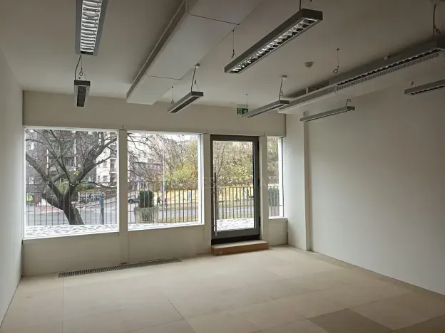 Pronájem obchodního prostoru, Praha - Nusle, Lomnického, 45 m2