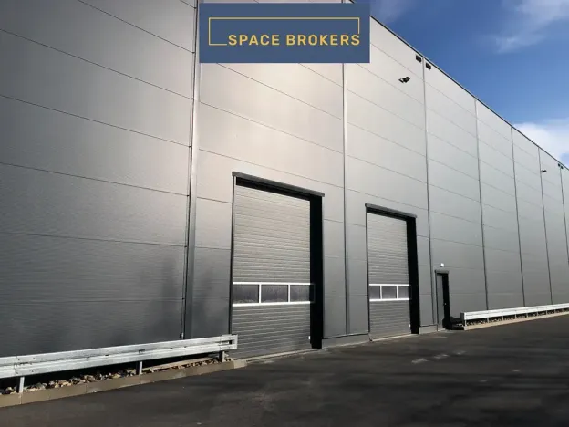 Pronájem skladu, Lázně Toušeň, 4500 m2