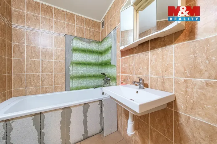 Prodej bytu 3+1, Praha - Černý Most, Trytova, 68 m2