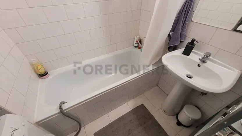 Pronájem bytu 1+1, Brno, Burešova, 59 m2