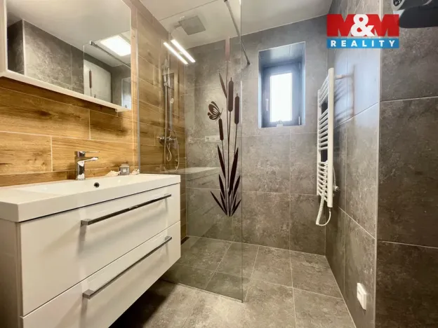 Pronájem bytu 1+kk, Třeboň - Třeboň II, Jiřího Havlise, 37 m2