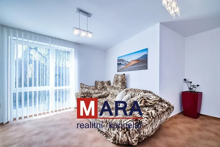 Pronájem kanceláře, Olomouc, Legionářská, 116 m2