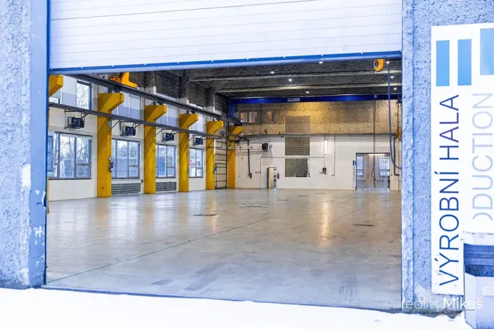 Prodej výrobních prostor, Liberec, Malodoubská, 3613 m2