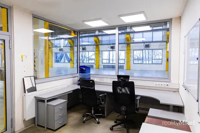 Prodej výrobních prostor, Liberec, Malodoubská, 3613 m2