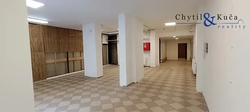 Pronájem obchodního prostoru, Přerov, nám. Svobody, 105 m2