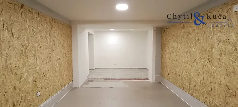 Pronájem obchodního prostoru, Přerov, nám. Svobody, 105 m2