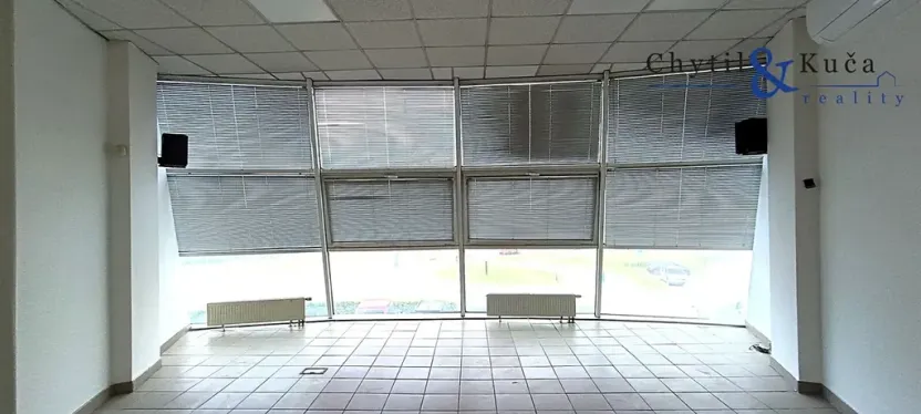 Pronájem obchodního prostoru, Přerov, tř. Gen. Janouška, 12 m2