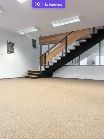 Pronájem obchodního prostoru, Liberec, Čerchovská, 195 m2