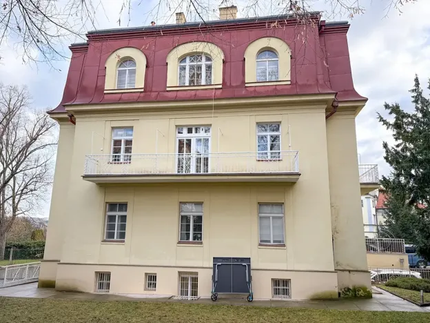 Pronájem bytu 5+1, Praha - Bubeneč, Štursova, 149 m2