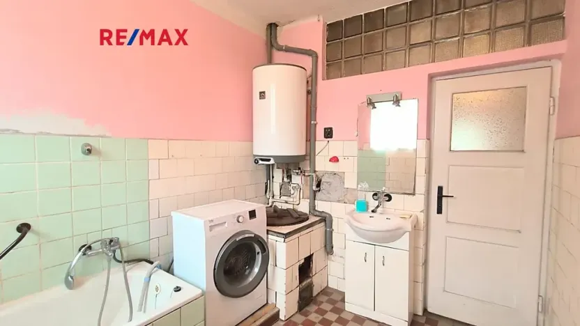 Prodej rodinného domu, Slatina, 235 m2