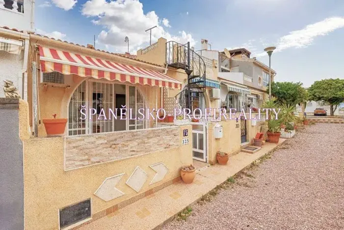 Prodej vily, Alicante, Španělsko, 59 m2