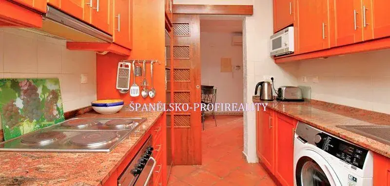 Prodej bytu 3+1, Alicante, Španělsko, 69 m2