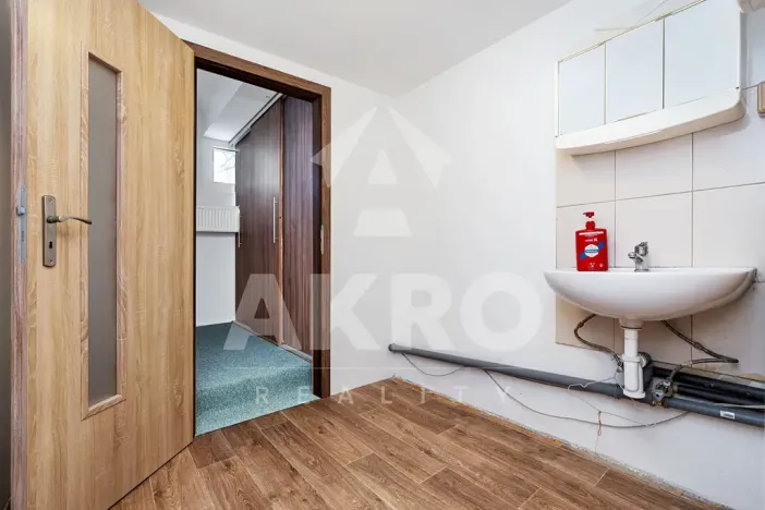 Pronájem kanceláře, Praha - Kamýk, Zdislavická, 64 m2