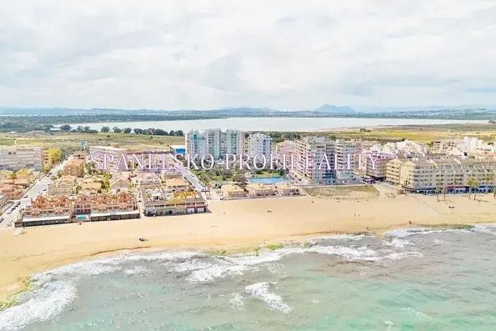 Prodej bytu 3+kk, Torrevieja, Španělsko, 66 m2