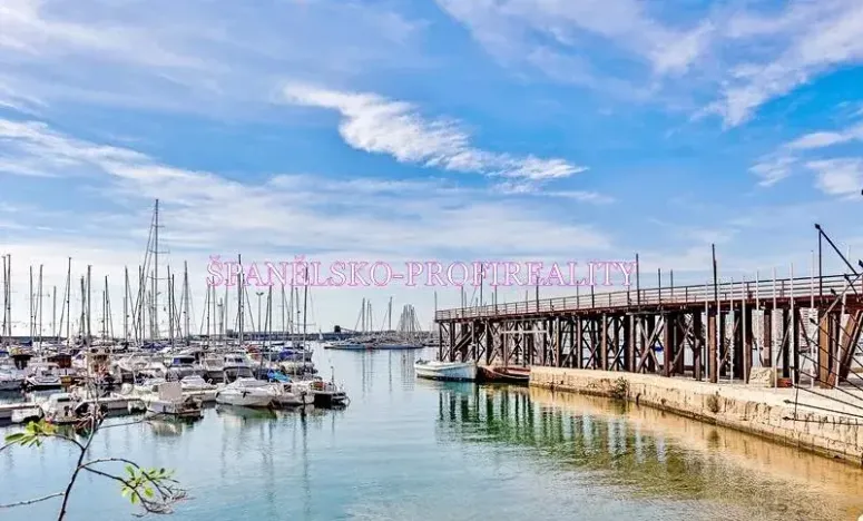 Prodej bytu 1+kk, Torrevieja, Španělsko, Calle Los gases, 40 m2