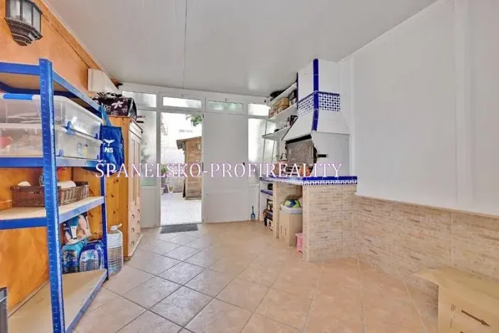 Prodej rodinného domu, Torrevieja, Španělsko, Ronda César Cánovas Girada, 50 m2