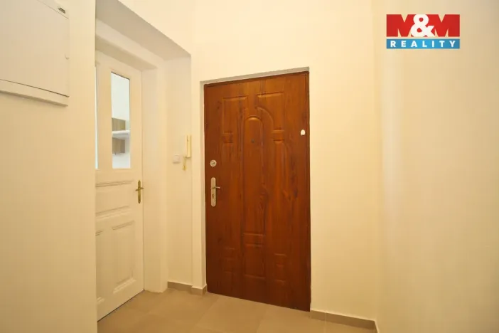 Pronájem bytu 1+1, Praha - Žižkov, Hartigova, 34 m2