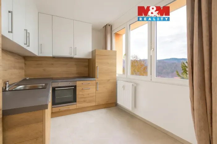 Prodej bytu 2+1, Český Krumlov - Plešivec, Sídliště Plešivec, 57 m2