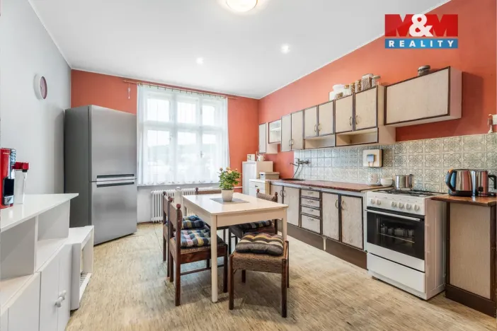 Prodej činžovního domu, Ústí nad Labem - Krásné Březno, Janáčkova, 250 m2