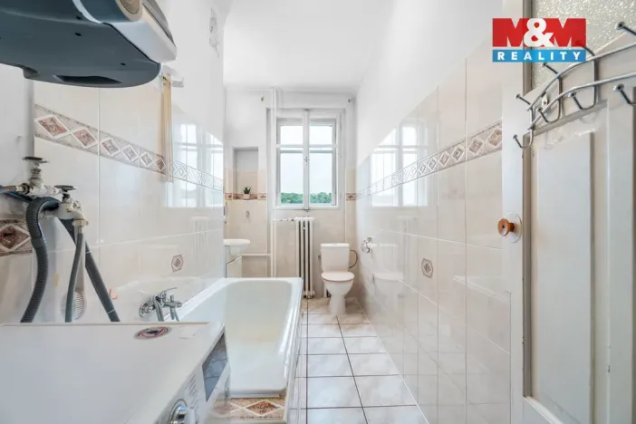 Prodej činžovního domu, Ústí nad Labem - Krásné Březno, Janáčkova, 250 m2