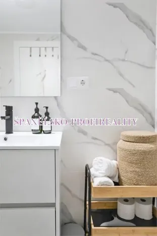 Prodej vily, Torrevieja, Španělsko, 46 m2