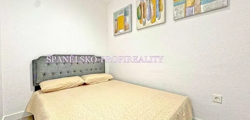 Prodej bytu 3+kk, Torrevieja, Španělsko, 75 m2