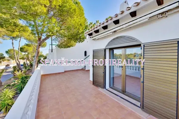 Prodej bytu 4+kk, Alicante, Španělsko, 150 m2