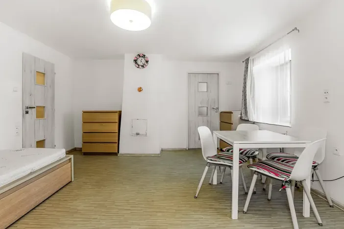 Pronájem bytu 2+1, Kaplice, Dlouhá, 48 m2