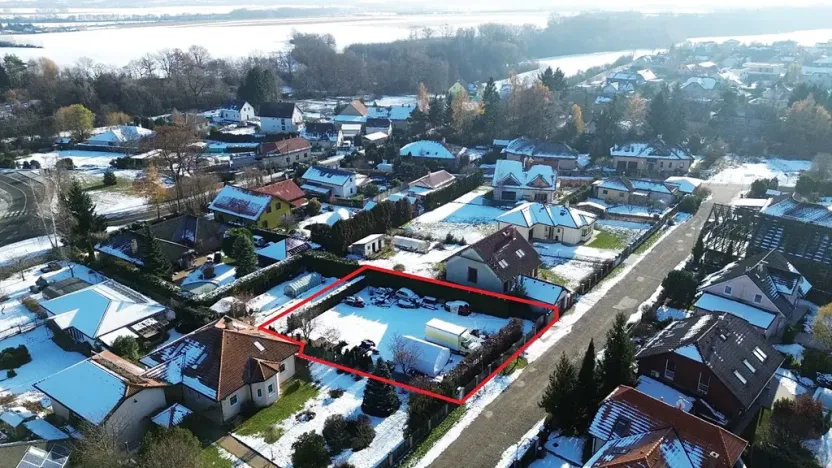 Prodej pozemku pro bydlení, Květnice, Mařinková, 703 m2