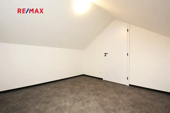 Pronájem bytu 2+kk, Kolín, Kmochova, 44 m2